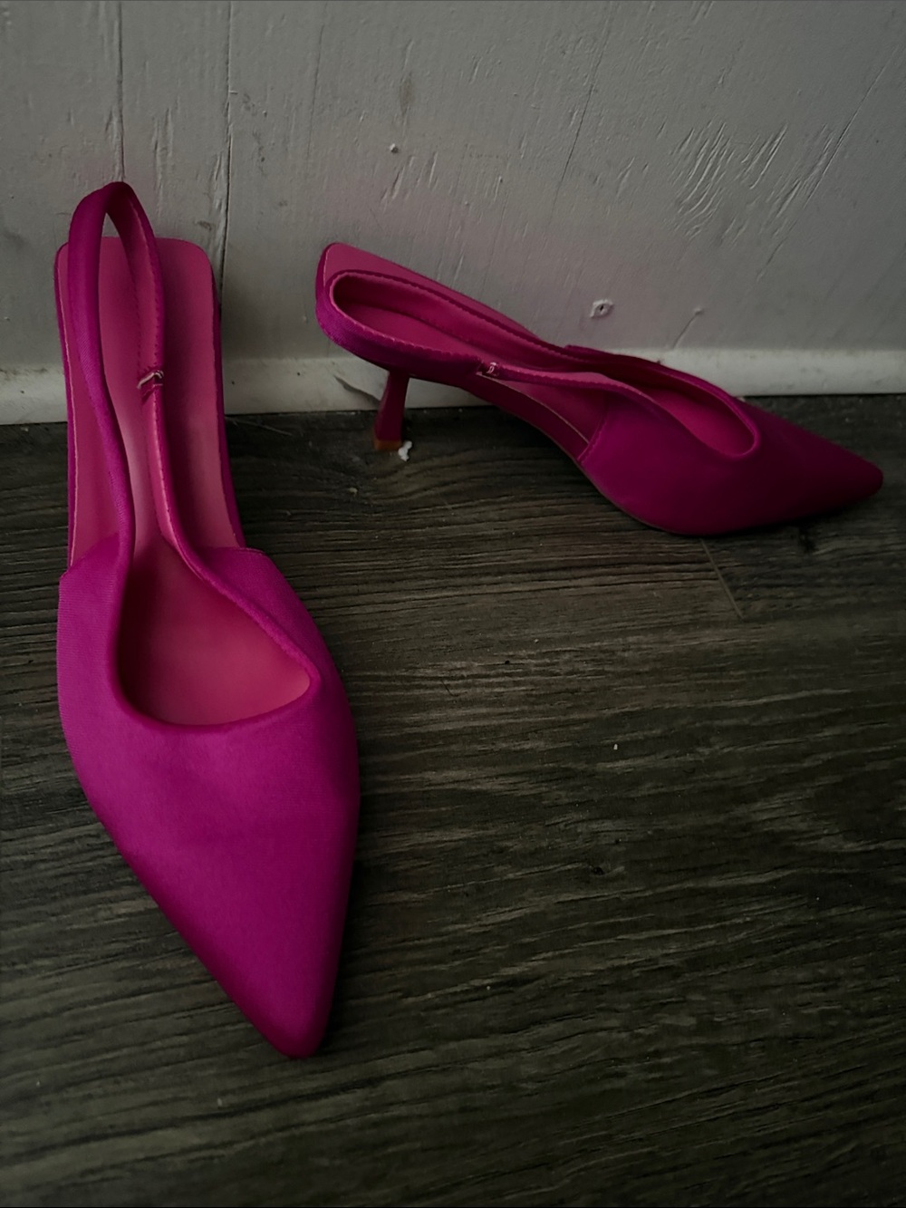 Women’s Pointed Slingback kitty heals in Pink